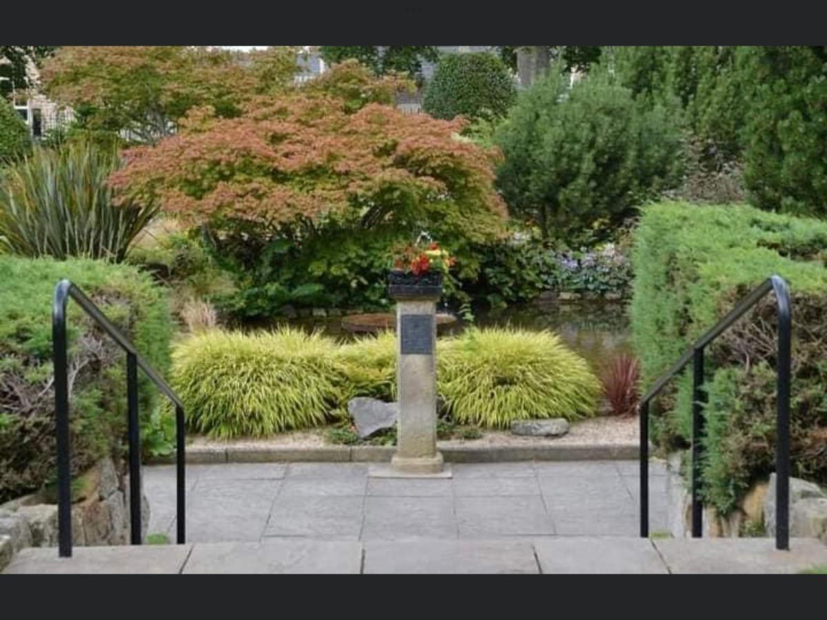 Exclusive Private Double Room, En-Suite Wet Room Private Entrance Forres Esterno foto
